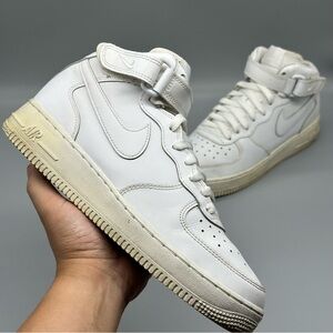 Nike White Air Force 1 Mid Sneakers Classic Style Size 7Y (Women’s 8.5)